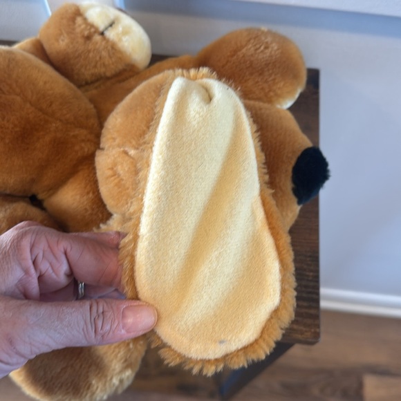 Vintage‎ 1982 Antics Beagle Dog Laying Plush Stuffed Animal 6" - Picture 8 of 9
